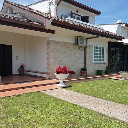 Villa Civetta Con Giardino In Esclusiva Tra Roma E I Castelli Romani Holiday home *