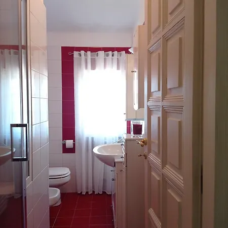 Villa Civetta Con Giardino In Esclusiva Tra Roma E I Castelli Romani * Monte Porzio Catone