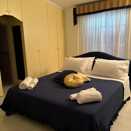 Villa Civetta Con Giardino In Esclusiva Tra Roma E I Castelli Romani Monte Porzio Catone